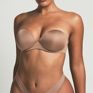 Skims Ultimate Strapless Push Up Bra 32B in Sienna NWOT